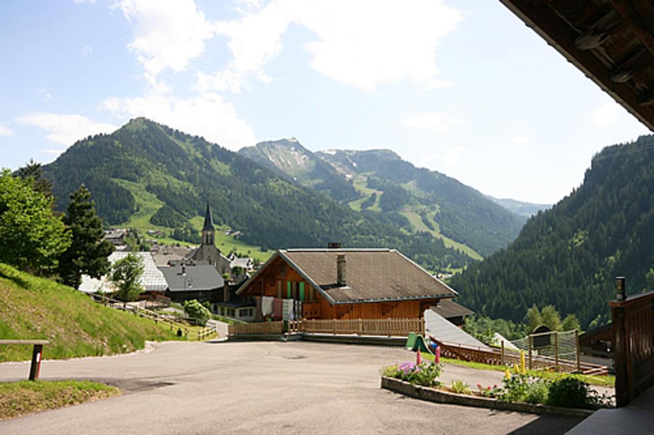 Appartement Spacieux A Chatel Avec Vue Sur La Montagne Et Terrasse Privee Exterior photo